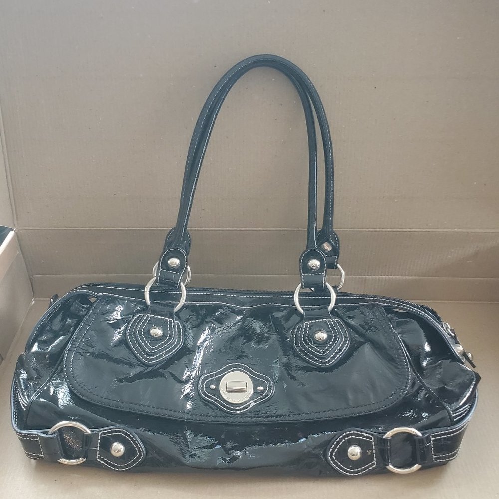 Black patent purse
